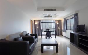 Suite Tổng thống (Presidential Suite)