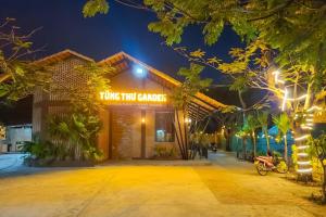 Phòng Gia Đình Có Ban Công (Family Room with Balcony)