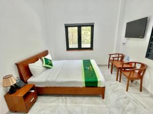 Phòng Tiêu Chuẩn Giường Đôi (Standard Double Room)