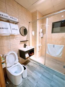 Phòng Deluxe 4 Người (Deluxe Quadruple Room)