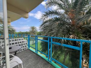 Suite Nhìn Ra Vườn (Suite with Garden View)
