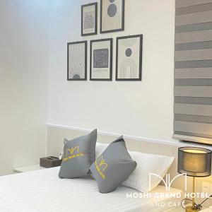 Phòng Đôi Tiêu Chuẩn Có 2 Giường Đôi (Standard Double Room with Two Double Beds)
