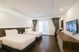 Phòng Hai Giường Đơn – Cấm Hút Thuốc, Có 2 Phòng Trên Cùng Tầng (Twin Room - Non-Smoking, 2 Units Available on Same Floor)