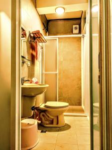 Phòng Deluxe Giường Đôi/2 Giường Đơn Có Ban Công (Deluxe Double or Twin Room with Balcony)