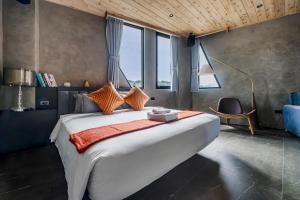 Dinh thự 4 Phòng ngủ (Four Bedroom Residence)