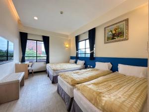 Room with 4 Single Beds
