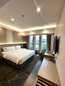 Phòng Đôi Loại Sang (Deluxe Double Room)
