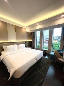 Phòng Đôi Loại Sang (Deluxe Double Room)