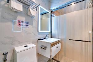 Phòng Tiêu Chuẩn Giường Đôi (Standard Double Room)