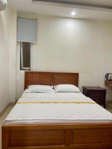 Giường Đôi (Double Bed)