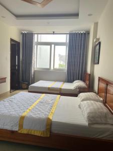 Phòng 4 người (Quadruple Room)