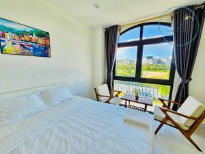 Phòng Deluxe (2 Người lớn + 1 Trẻ em) (Deluxe Room (2 Adults + 1 Child))