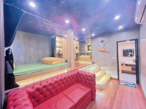Phòng Bốn Người Có Phòng Tắm Riêng (Quadruple Room with Private Bathroom)