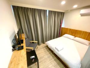 Phòng Giường Đôi Có Phòng Tắm Riêng (Double Room with Private Bathroom)