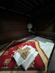 Giường Tầng Trong Phòng Ngủ Tập Thể Cho Nam (Bunk Bed in Male Dormitory Room )
