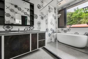 2 Bedroom 2 room Suite (2 Bedroom 2 Room suite)