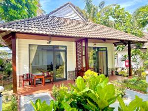 Bungalow Deluxe Hướng vườn (Deluxe Bungalow Garden View)