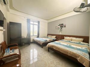 Phòng 4 người Nhìn ra cảnh Núi non (Quadruple Room with Mountain View)
