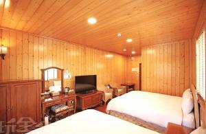 Chalet twin room
