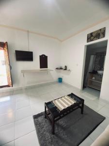 Studio Deluxe (Deluxe Studio)