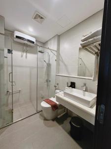 Phòng Hai Giường Đơn Loại Sang (Deluxe Twin Room)
