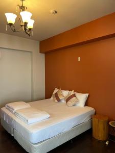 Phòng Giường Đôi Nhìn Ra Núi (Double Room with Mountain View)