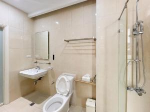 Phòng Giường Đôi Có Ban Công (Double Room with Balcony)