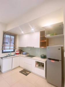 Ngôi Nhà 5 Phòng Ngủ (Five-Bedroom House)