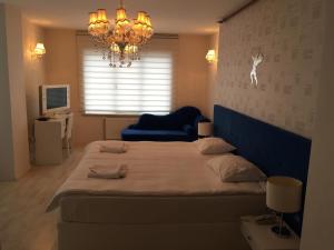 Deluxe Double Room room in Airport Residence