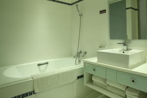 Phòng Thương gia giường đôi (Business Double Room)