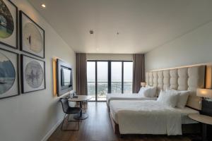 2 Twin beds, Deluxe, Bay View, Non-Smoking
