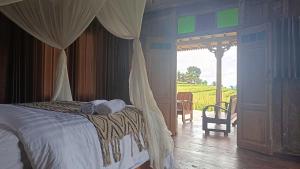 Bungalow Nhìn ra vườn (Bungalow with Garden View)