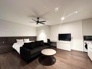 Căn Hộ 1 Phòng Ngủ (One-Bedroom Apartment)