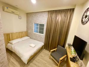 Phòng Giường Đôi Có Phòng Tắm Riêng (Double Room with Private Bathroom)
