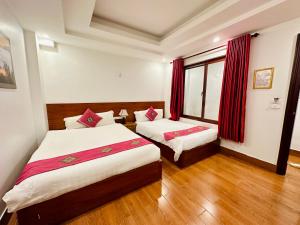 Phòng Giường Đôi/2 Giường Đơn Với Ban Công (Double or Twin Room with Balcony)