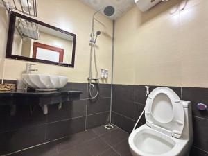 Phòng Giường Đôi/2 Giường Đơn Với Ban Công (Double or Twin Room with Balcony)