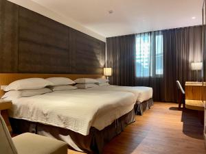 JAPANESE WESTERN STYLE ROOM FOR 4 PEOPLE (Japanese Western Style Room for 4 People)