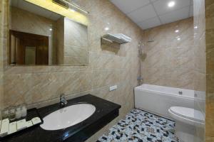 Phòng Đôi Loại Sang (Deluxe Double Room)