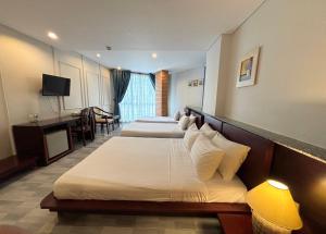 Phòng Deluxe 4 Người (Deluxe Quadruple Room)