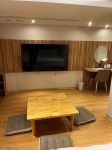 Phòng Tiêu Chuẩn 4 Người (Standard Quadruple Room)