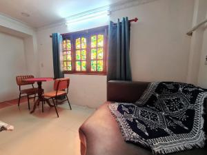 Phòng Giường Đôi/2 Giường Đơn (Double or Twin Room)
