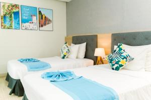Phòng 2 Giường Đôi (Double Room with Two Double Beds)