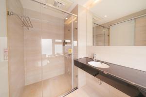 Phòng Đôi Loại Sang (Deluxe Double Room)