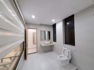 Căn Hộ (Apartment)
