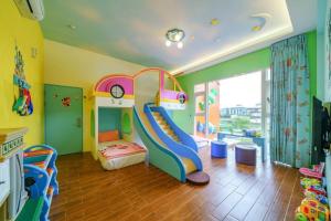 Phòng 4 Người Có Bồn Tắm (Quadruple Room with Bath)