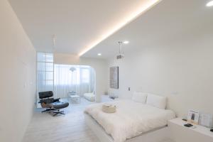 Phòng Đôi Loại Sang (Deluxe Double Room)