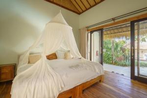 Phòng Giường Đôi Nhìn Ra Vườn (Double Room with Garden View)