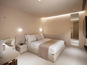 Phòng Đôi Tiêu chuẩn - Không có Cửa sổ (Standard Double Room - no window)