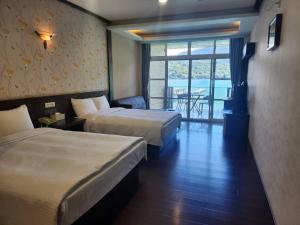 Phòng Gia Đình Có Ban Công (Family Room with Balcony)