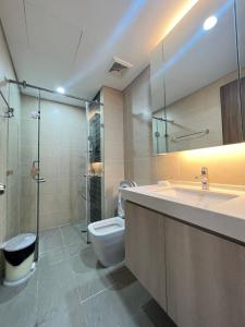 Căn Hộ 2 Phòng Ngủ Có Ban Công (Two-Bedroom Apartment with Balcony)